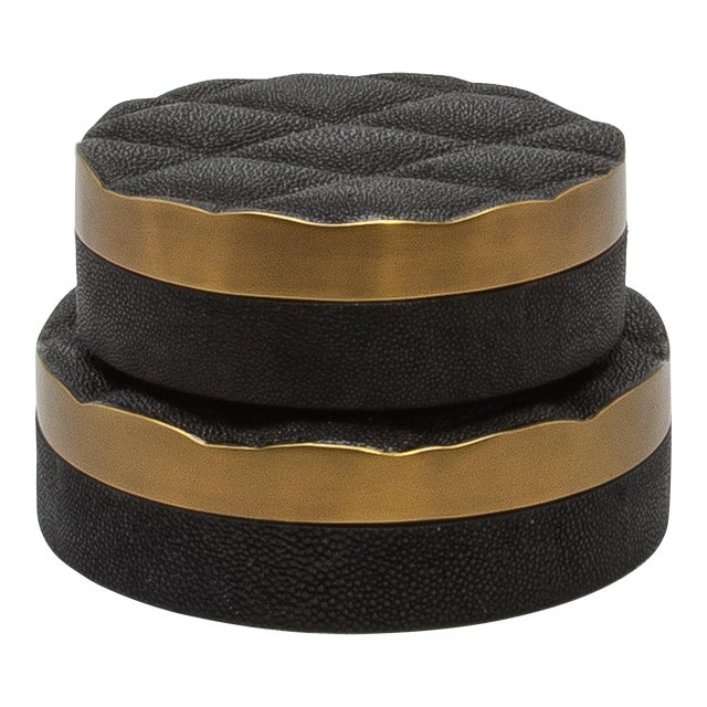Set of 2 Quilted Boxes in Black Shagreen With Bronze Patina Brass by Kifu Paris For Sale