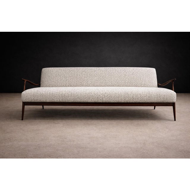 Sofa in Rosewood and Ivory Bouclé by Giuseppe Scapinelli, Brazil, 1950s - Lot 449B For Sale - Image 10 of 15
