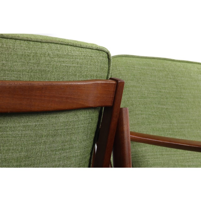 Danish Mid Century Modern Lounge Chairs in Teak by Peter Hvidt for Soborg - a Pair For Sale In Orlando - Image 6 of 8