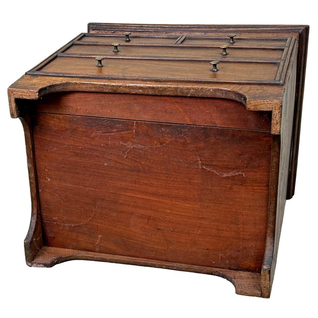 Early 18th Century 18th Century Georgian Elm Bedside Chest Close Stool For Sale - Image 5 of 13
