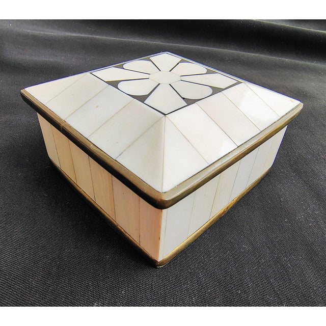 Mid 20th Century Vintage Handcrafted Bone Inlay and Brass Trim Trinket Box For Sale - Image 5 of 5