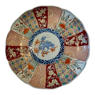 Antique Late 19th Century Japanese Imari Style Scalloped Plate With Kirin For Sale
