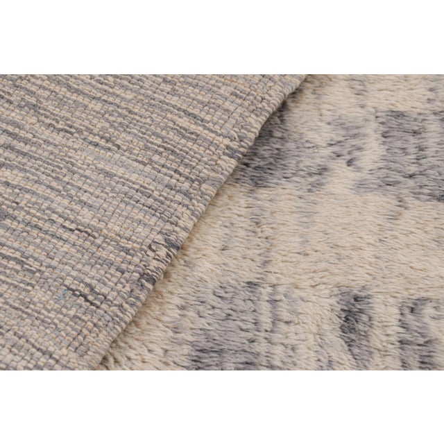 Textile Rug & Kilim’s Moroccan Rug in White and Blue With Geometric Patterns For Sale - Image 7 of 7