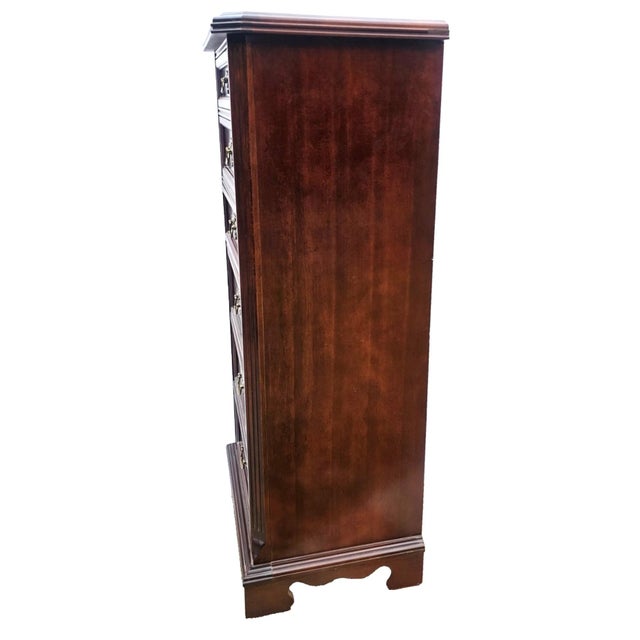 1971 Bassett Chippendale Walnut Lingerie Chest – Tall 6‑Drawer Vintage Chest For Sale In Los Angeles - Image 6 of 18