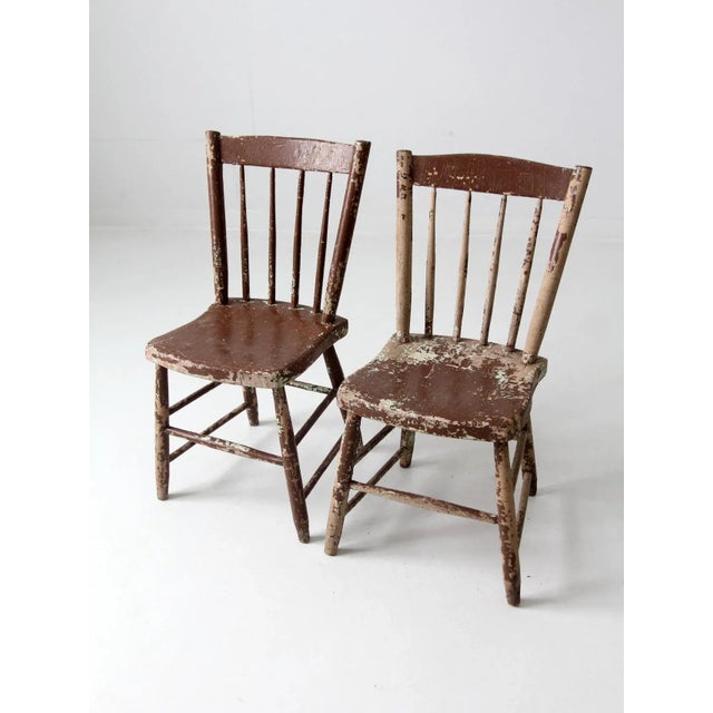 Early 20th Century Antique Chippy Paint Farmhouse Chairs Pair For Sale - Image 5 of 13