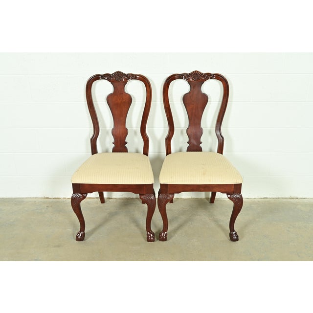 English Thomasville Chippendale Carved Cherry Wood Side Chairs or Dining Chairs, Pair For Sale - Image 3 of 14