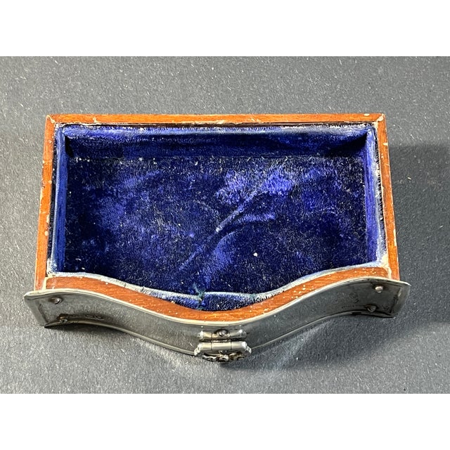 Edwardian English William Comyns Sterling Silver Desk Form Jewelry Box For Sale - Image 17 of 18