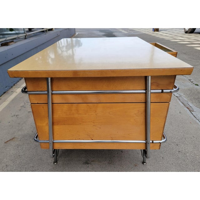 Mid-Century Modern Mid-Century Modern Desk by Kem Weber for Heywood Wakefield 1950's For Sale - Image 3 of 14