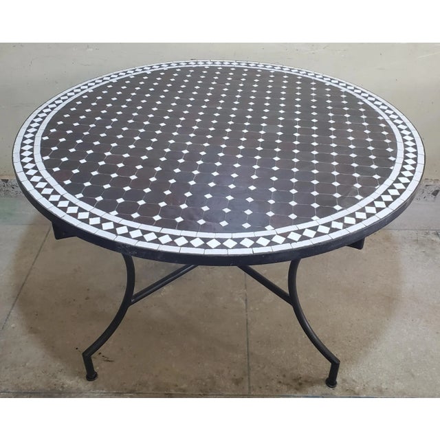 Metal 48" Brown and White Moroccan Round Mosaic Table For Sale - Image 7 of 7