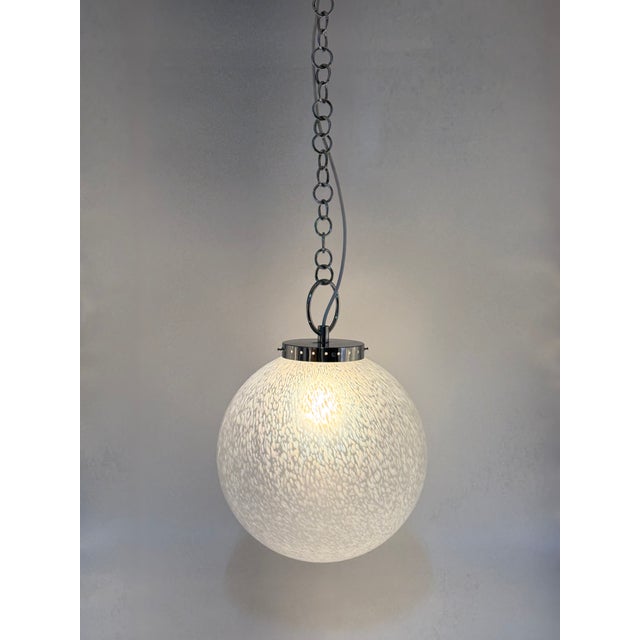 Mid-Century Modern Space Age Spherical Lamp in Murano Glass, Italy, 1970s For Sale - Image 3 of 10