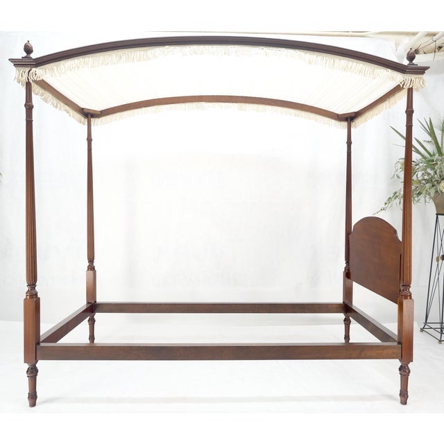Smith & Watson Pair of Twin Size Mahogany Canopy Beds by Smith & Watson For Sale - Image 4 of 12
