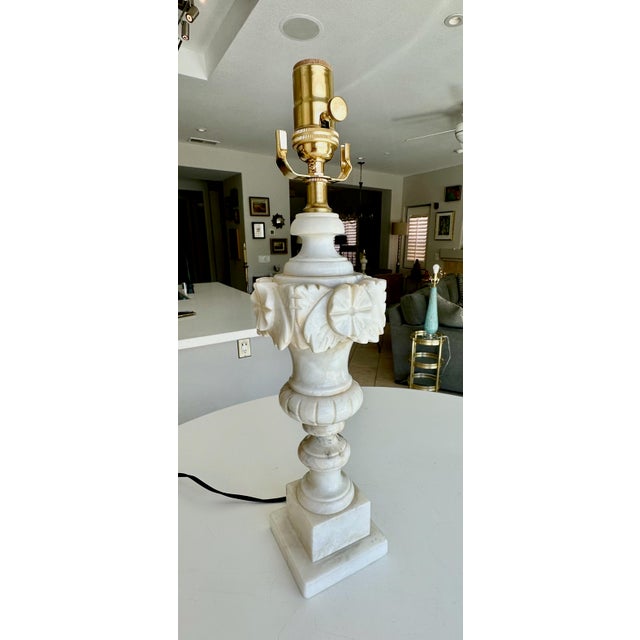 Single Italian Urn Neoclassic Alabaster Table Lamp For Sale - Image 4 of 15