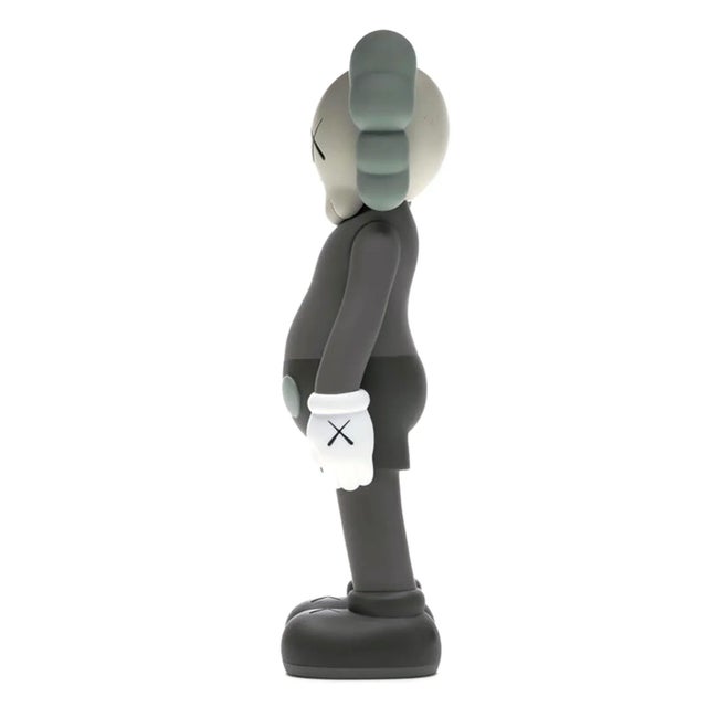 Kaws, Companion, Grey, 2017, Painted Cast Vinyl For Sale - Image 6 of 11
