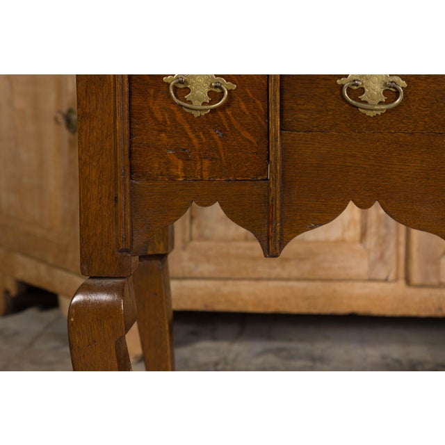 English Georgian 19th Century Oak Table with Three Drawers and Cabriole Legs For Sale - Image 4 of 12