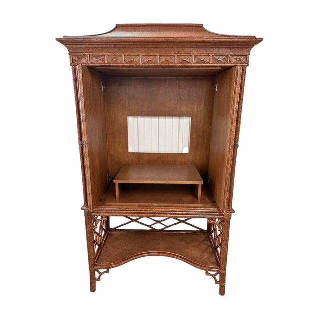 Late 20th Century Vintage Pagoda-Top Rattan Cabinet With Diamond-Weave Doors For Sale - Image 5 of 5