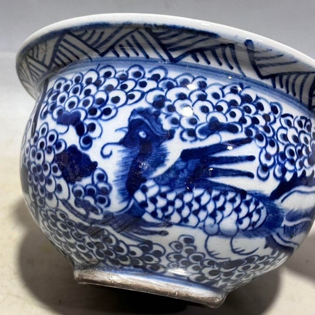 Chinoiserie Blue and White Phoenix & Grape Porcelain Bowl, Chinoiserie Decor Basin For Sale - Image 3 of 9