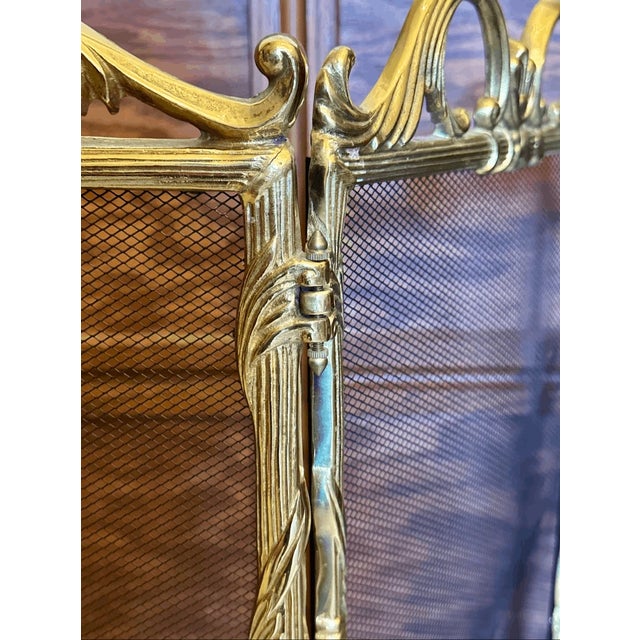 Mid 20th Century Vintage French Provincial Style Bird & Flower Design Brass Fireplace Screen For Sale - Image 5 of 10