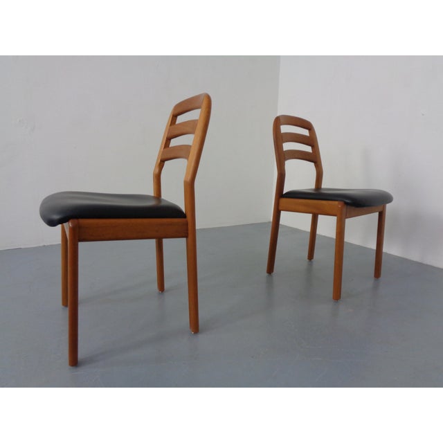 Danish Teak and Leather Chairs from Dyrlund, Denmark, 1970s, Set of 6 For Sale - Image 10 of 18