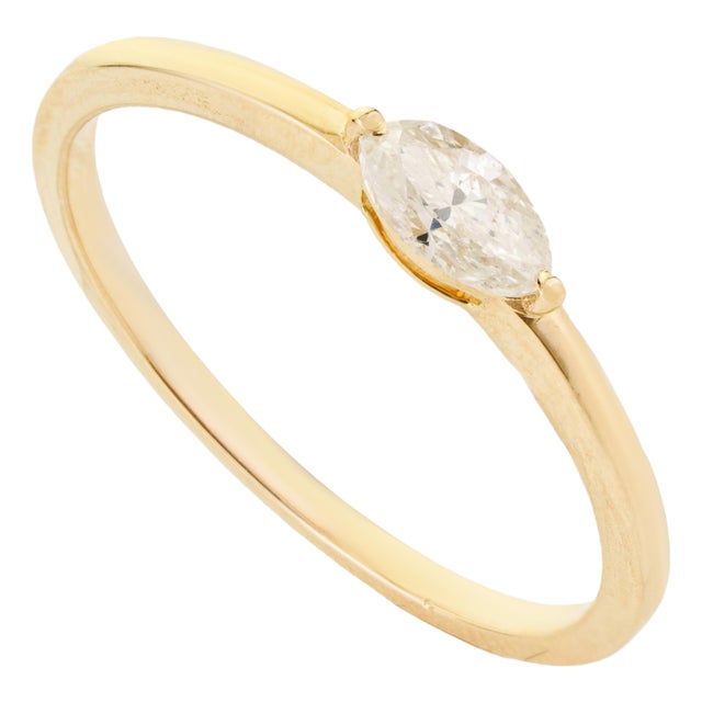 Modern Marquise Cut Diamond Solitaire Ring Size 6 in 14k Yellow Gold For Sale