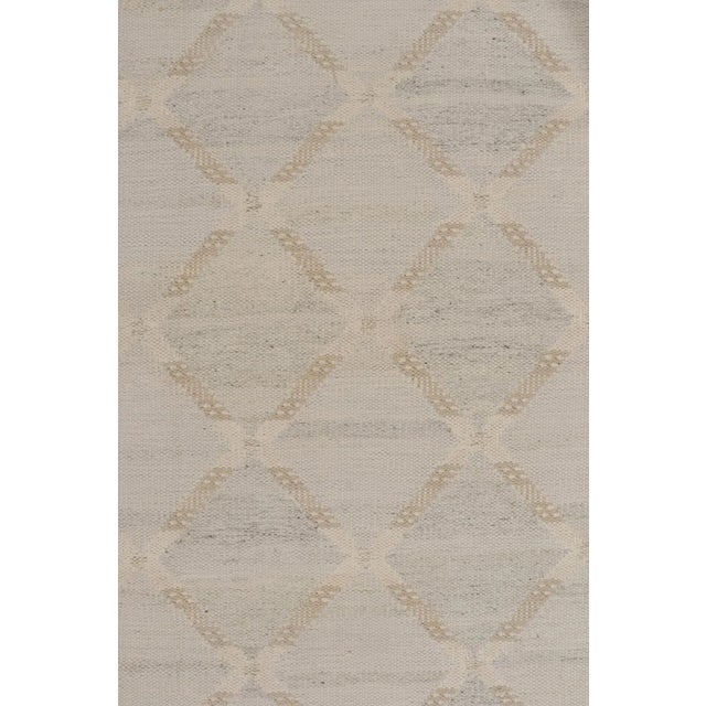 Rug & Kilim’s Scandinavian Style Kilim in Blue, Beige and White Trellis Pattern For Sale In New York - Image 6 of 8