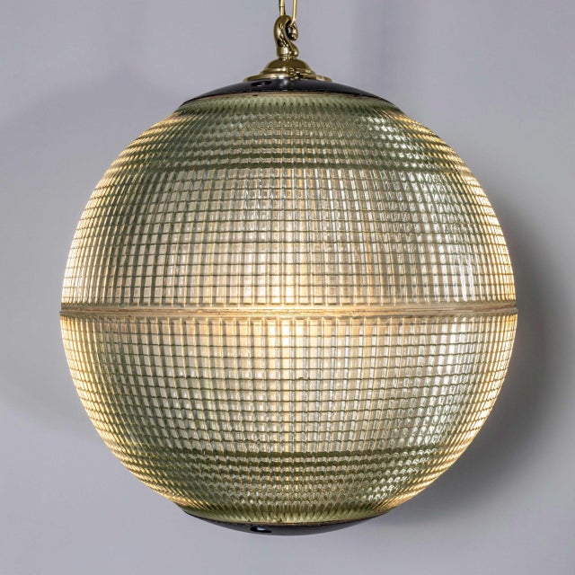 Holophane Holophane Parisian Glass Globe Lamp For Sale - Image 4 of 18