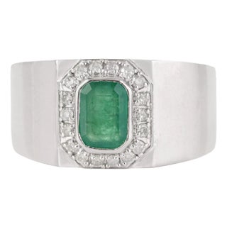 Vintage Style Cushion Cut 1.2 Ct Emerald & Diamond Halo Signet Ring in 925 Silver Size 6 For Sale