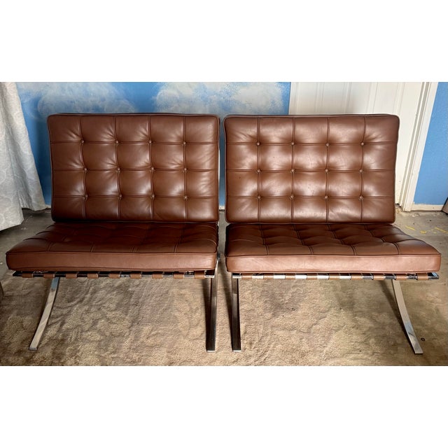 Bauhaus Pair of Knoll Barcelona® Chairs by Ludwig Mies Van Der Rohe - Velluto Pelle Umber Leather For Sale - Image 3 of 12