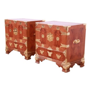 Mid-Century Hollywood Regency Chinoiserie Burl Wood and Brass Nightstands, Pair For Sale