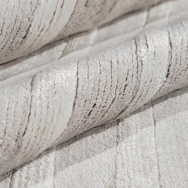 A new hand woven contemporary rug made with viscose to give a silky soft look and feel