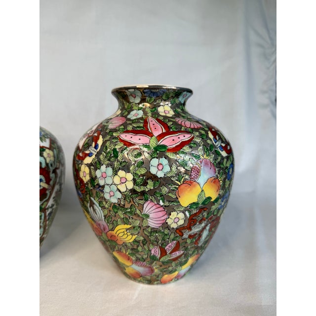 A Pair of Mid Century Chinoiserie Floral Ginger Jars For Sale In Houston - Image 6 of 12