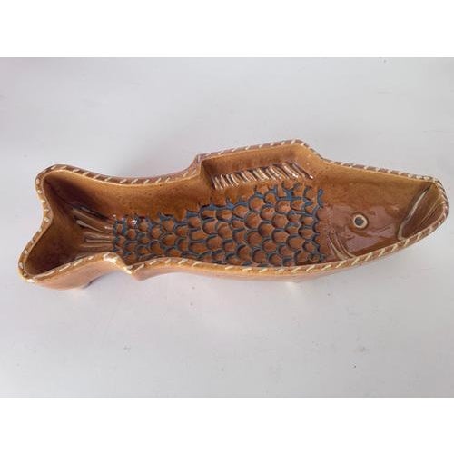 Black Large Brown Ceramic Vide Poche in a Fish Form, Italy, 1960s For Sale - Image 8 of 9