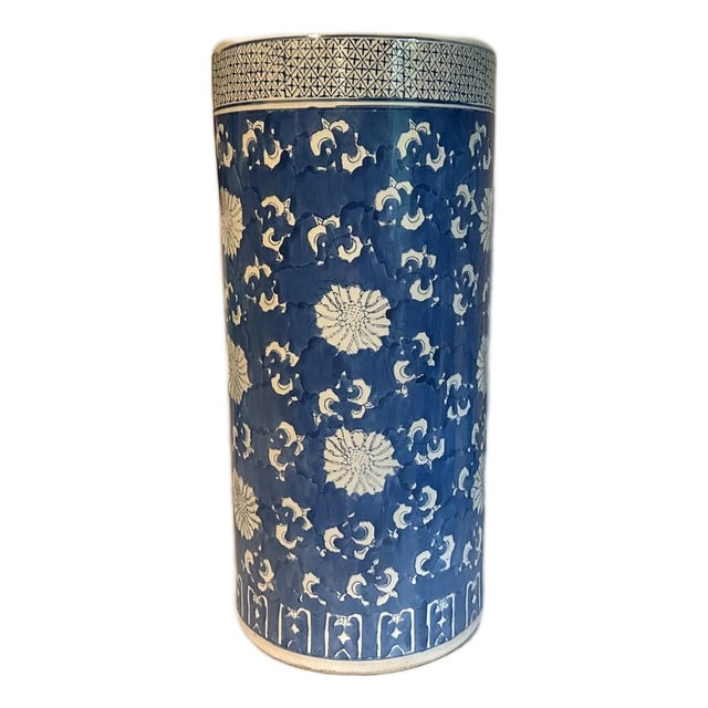 Vintage Blue & White Chinese Porcelain Umbrella Stand/Floor Vase For Sale