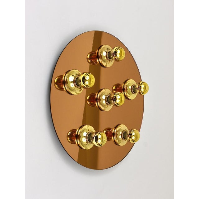 Italian Fontana Arte Style Gold Bronze Sconce in Mirrored Glass, 1970s For Sale - Image 13 of 18