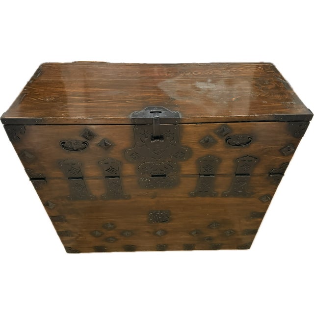 Antique Korean Bandaji Chest For Sale - Image 4 of 9