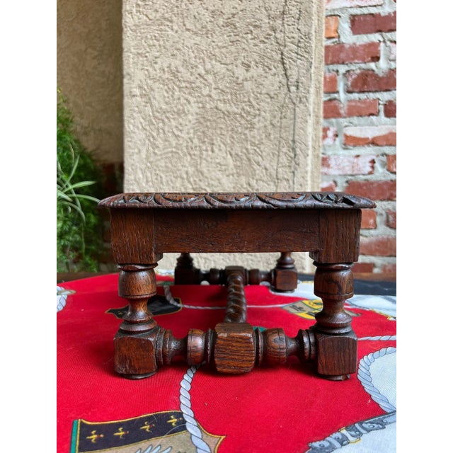 Antique English Kettle Stand Footstool Barley Twist Carved Oak Display Stool For Sale - Image 10 of 18