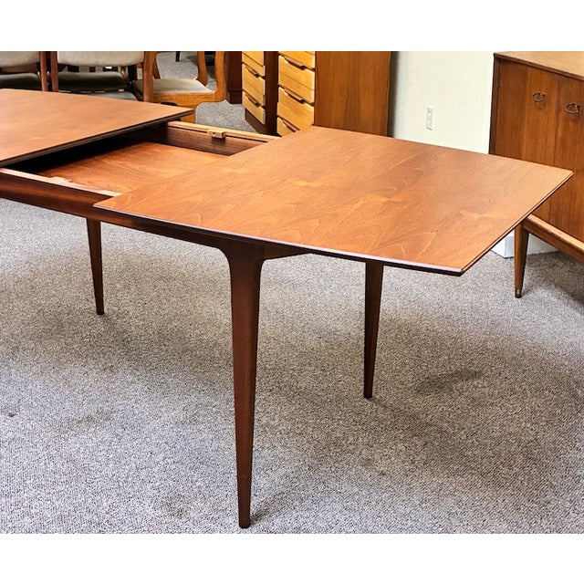 Mid Century Modern Extending Teak Dining Table by McIntosh, Uk c.1960 For Sale - Image 10 of 15