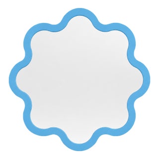 Compact Contemporary Wavy Round Mirror, Hvyli Round 50 by Oitoproducs For Sale
