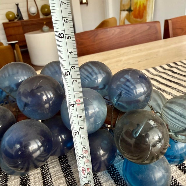 Wood XLarge 16” Mid Century Vintage Blue Lucite Grape Cluster on Driftwood Kitschy For Sale - Image 7 of 7