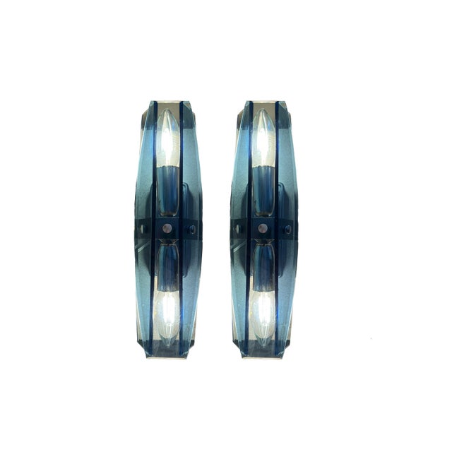 Wall Lights attributed to Veca for Fontana Arte, 1970s, Set of 2 For Sale - Image 4 of 4