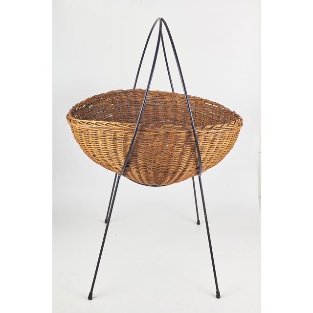 Rattan and Iron Magazine Rack, 1950s For Sale - Image 16 of 17