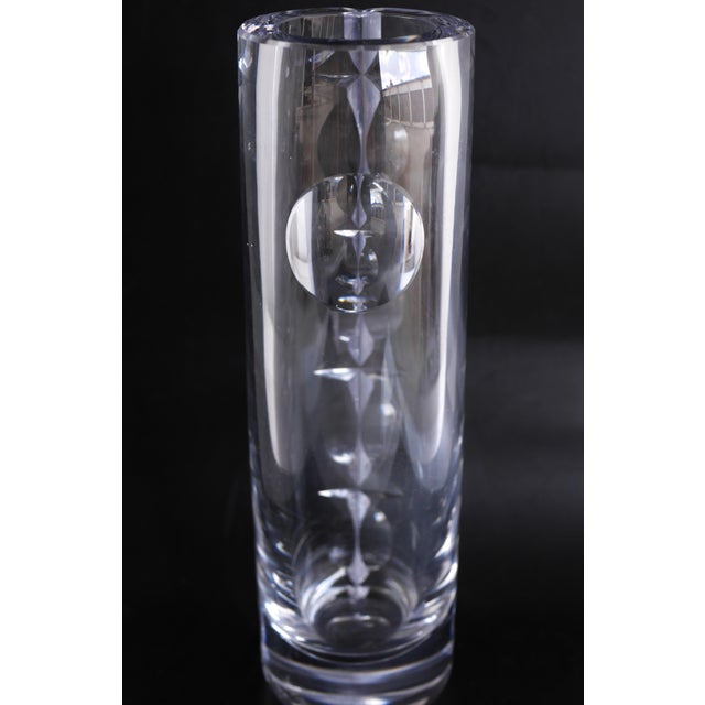 Mid-Century Modern Crystal Hand Cut Decorative Art Vase and Art Object by Mona Morales Schildt for Kosta, Sweden, 1960s, Set of 2 For Sale - Image 16 of 18
