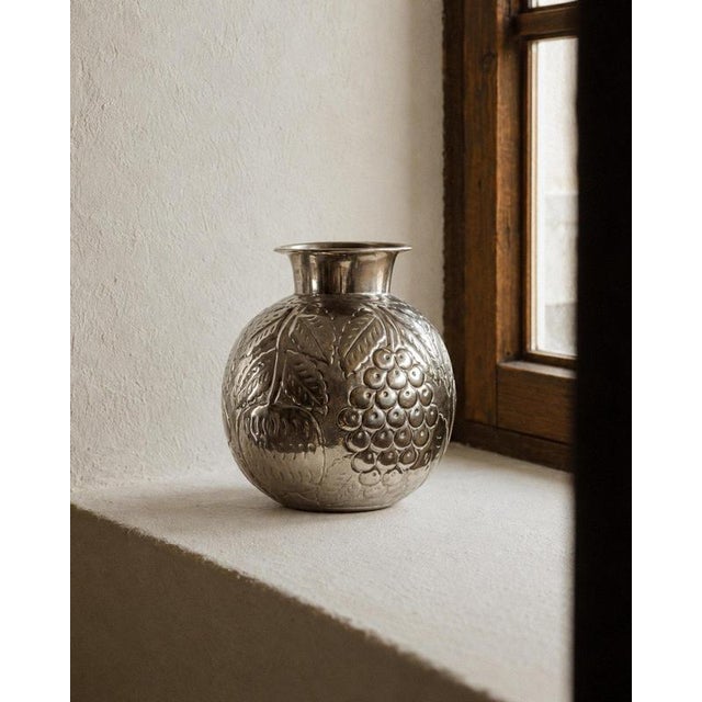 Vintage Nickel-Plated Brass Vase with Hand-Hammered Fruit and Leaf Relief, Italy, 1960s For Sale - Image 15 of 15