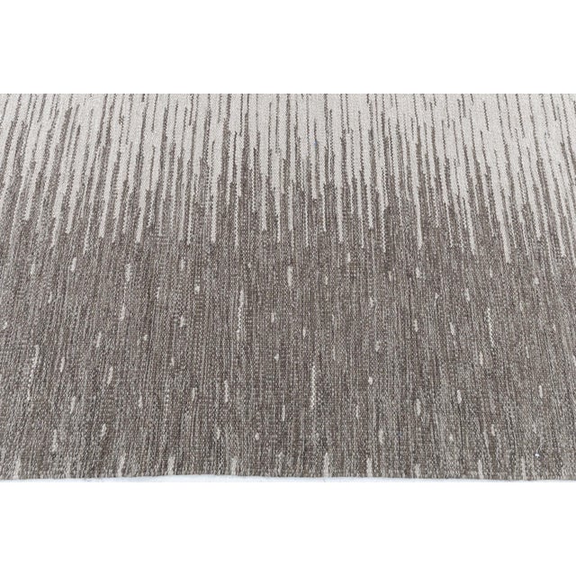 Abstract Modern Striated Flatweave Rug In Taupe And Beige "Pluvial" For Sale In New York - Image 6 of 8