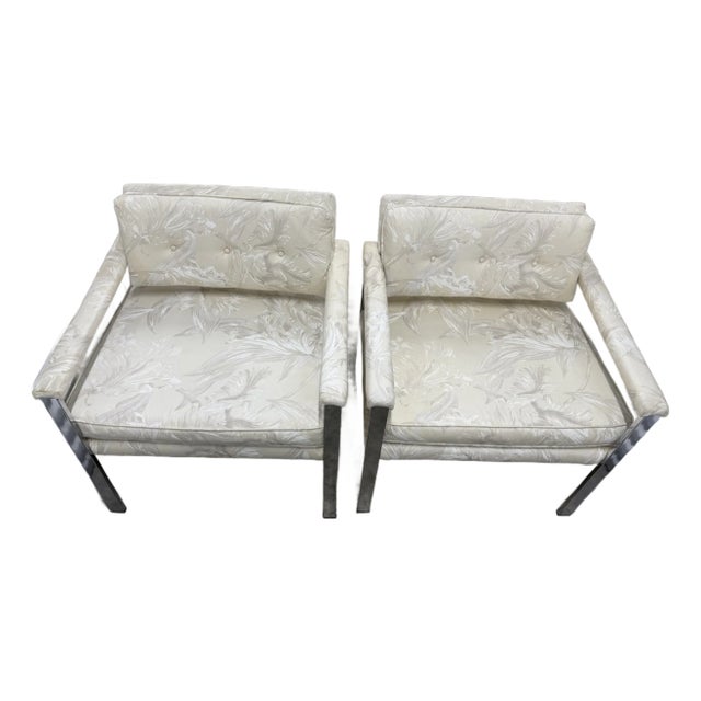 1970s Pair of Mid-Century Modern Chrome Lounge Chairs in the Style of Milo Baughman For Sale