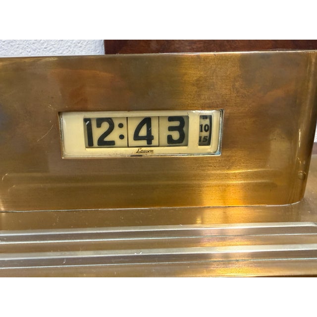 1930s Lawson Art Deco Copper Clock in Working Order For Sale - Image 4 of 15