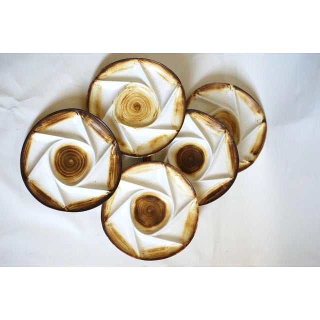 Vintage French Hand-Painted Stoneware Divided Plates from Longchamp, 1960s, Set of 5 For Sale - Image 9 of 9