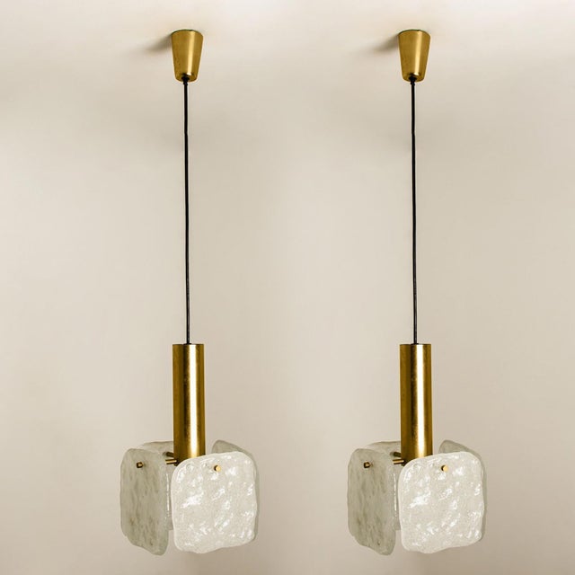 Kalmar Ice Glass Pendant Light attributed to J. T. Kalmar, 1960s For Sale - Image 4 of 18