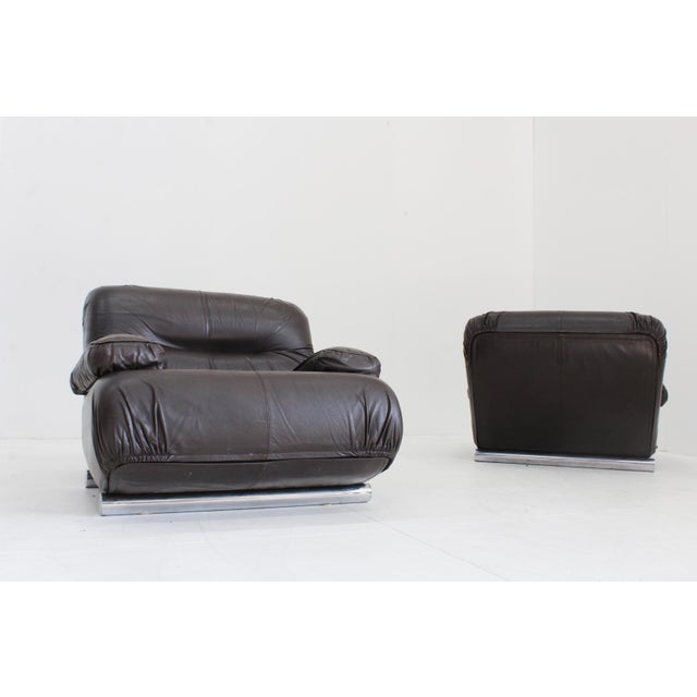 Brown Vintage Lounge Chairs in Brown Leather by Giuseppe Munari, 1970s, Set of 2 For Sale - Image 8 of 10