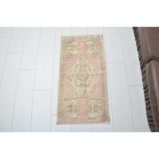 Small Turkish Handmade Wool Rug, 1960s For Sale - Image 4 of 5