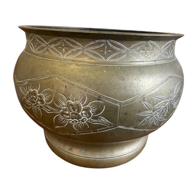 Vintage Possibly Brass Jardiniere Planter With Engraved Floral and Geometric Design. For Sale In Seattle - Image 6 of 9